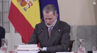 El Rey ve «llamativo» la decisión de Trump de eliminar el español de la web de Casa Blanca