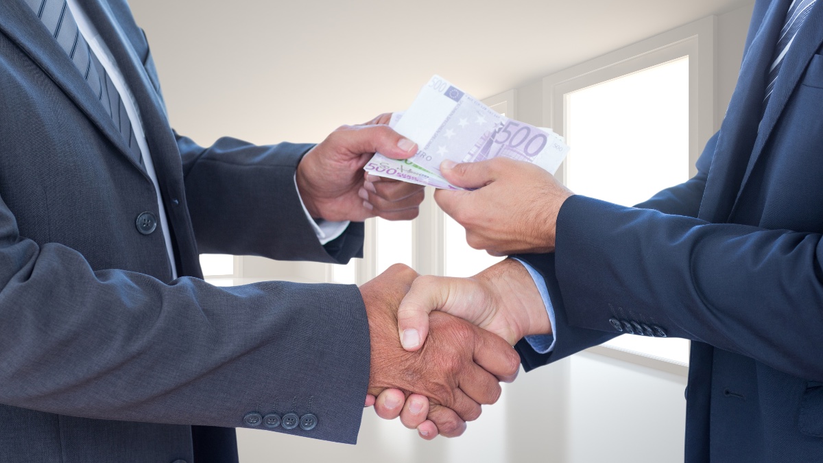 El Tribunal Supremo lo confirma: no te pueden pagar menos que el convenio de tu sector aunque tu empresa quiera