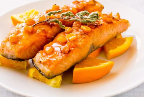 Salmón a la naranja: un plato sabroso que se hace en menos de 30 minutos