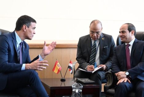 El presidente de Egipto viajará a España para reunirse con Sánchez tras dar plantón a Trump