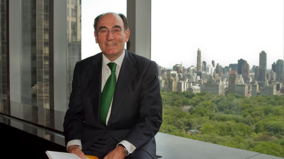 Iberdrola registró ganancias récord de 5.612 millones en 2024, un 17% más que en 2023