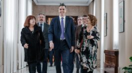 Sánchez pide a los suyos «avanzar» para que «la hija de un transportista pueda ser jueza o CEO»