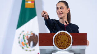 Trump se compromete con México a retrasar durante un mes la imposición de aranceles