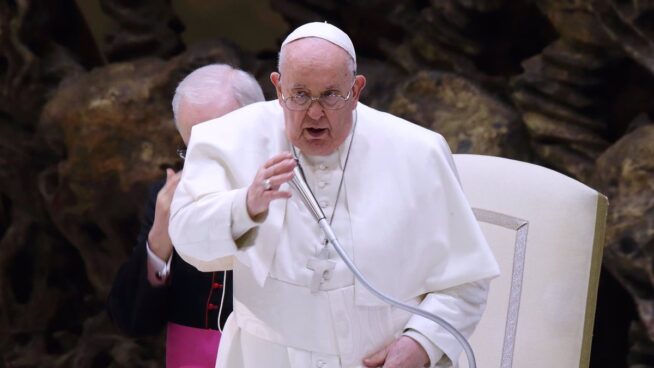 Si el papa Francisco renuncia al papado: ¿quién dirige el Vaticano?