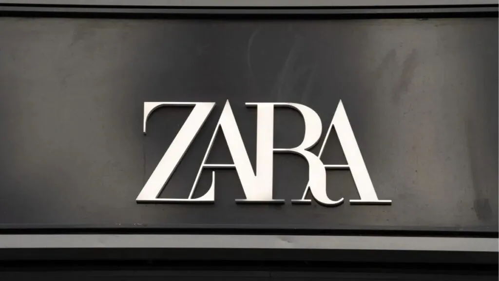 Inditex prueba ya en cuatro tiendas Zara de España la venta sin pasar por caja