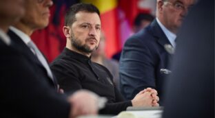 Zelenski acepta la oferta de Putin para negociar en Estambul un alto el fuego «duradero»