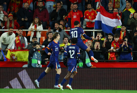 De Jong y Van Dijk lideran la lista de Países Bajos para el Mundial