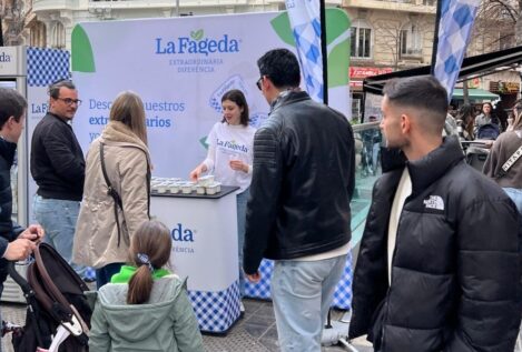 La Fageda reparte 6.000 yogures en las Fallas de Valencia