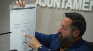 Badenas denuncia a dos dirigentes de Vox y deja en el aire la gobernabilidad de Valencia