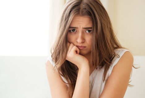 Seis 'red flags' contigo misma que debes cambiar hoy para ser más feliz en la vida