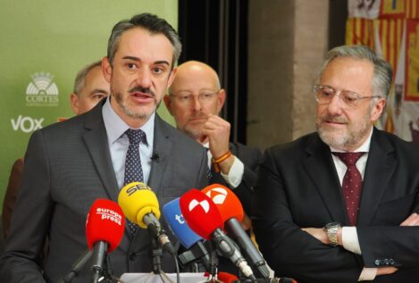 Vox negociará los Presupuestos en Castilla y León si  Mañueco rechaza la inmigración ilegal