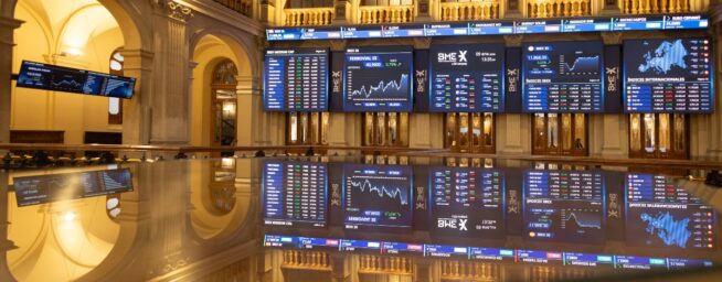 El Ibex 35 cierra mayo con una subida del 6,5% y acumula una revalorización del 22% este año