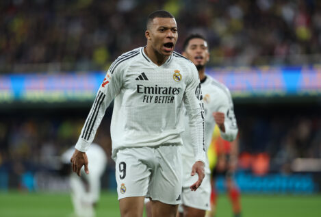 El Real Madrid remonta contra el Villareal con un doblete de Mbappé