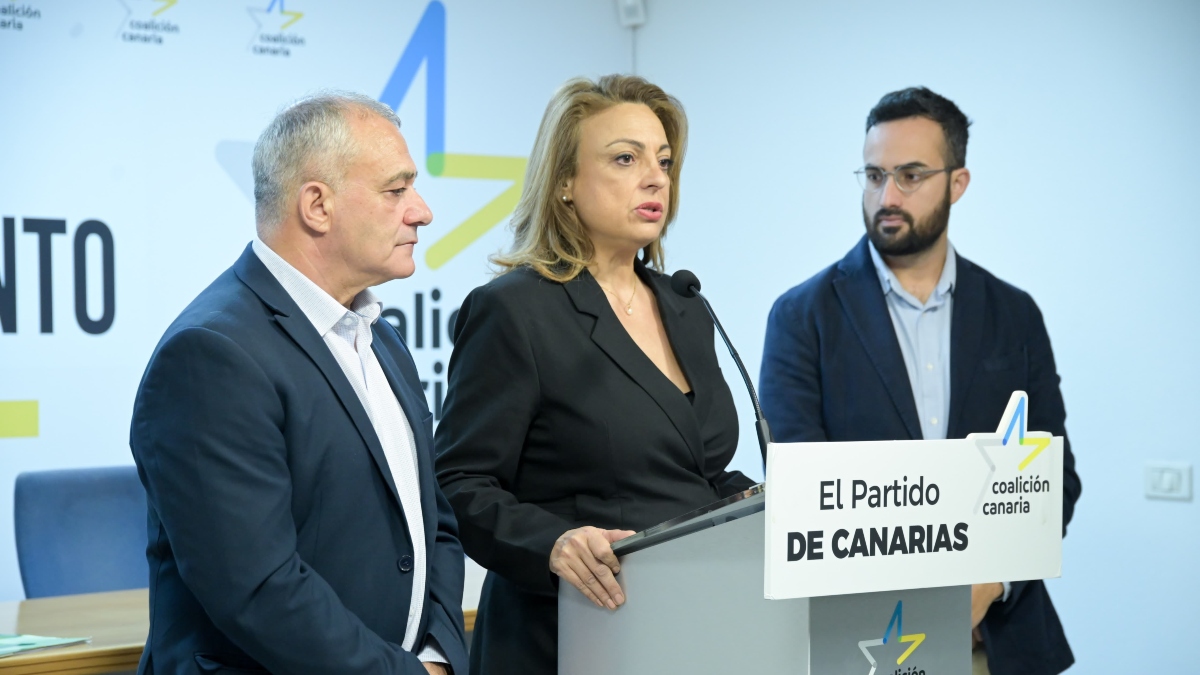 Coalición Canaria exige una interministerial para resolver el colapso de cayucos en el Hierro