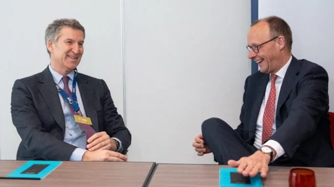 Feijóo denuncia el «apartheid» de Sánchez con Vox al excluirlo de las reuniones sobre Defensa