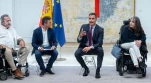 El Gobierno abandona a los enfermos de ELA: admite que no financiará la ley sin presupuestos