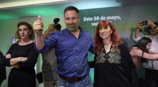 Una diputada de Vox en Navarra presenta su dimisión y deja al partido sin grupo propio