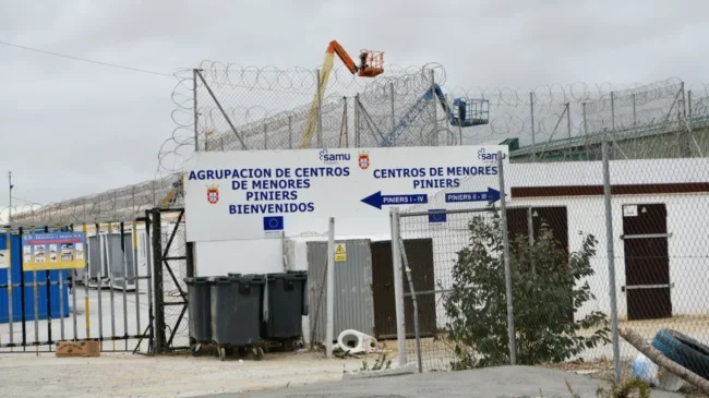 Los sindicatos denuncian un motín en el centro de menores de Melilla tras exigirles dinero