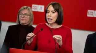 La empresa pública del 'caso Aguas' mantiene el modelo de contratación heredado del PSOE