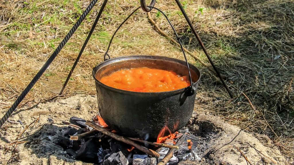 Puchero humeante: (Canva)