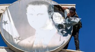 La insurrección contra el nuevo régimen sirio deja medio millar de muertos y más refugiados