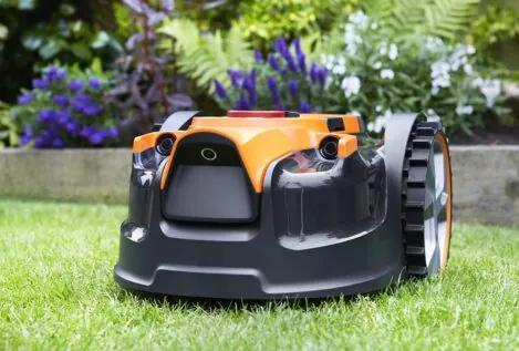 Ahorra tiempo y energía: descubre la eficiencia y precisión de los robots cortacésped