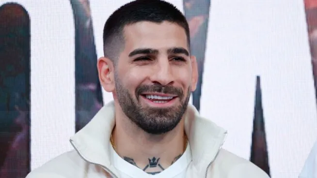 Ilia Topuria entra como inversor en la 'startup' de defensa personal FlamAid