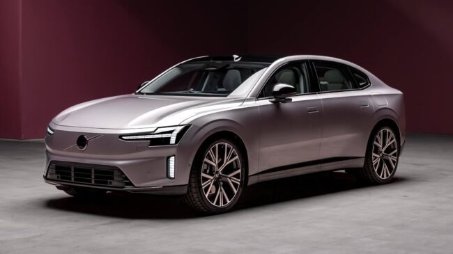 Volvo se olvida de los SUV para reinventar las berlinas con el ES90