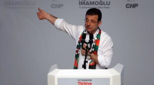 Detenido el alcalde de Estambul por presuntos delitos de corrupción y vínculos con el PKK