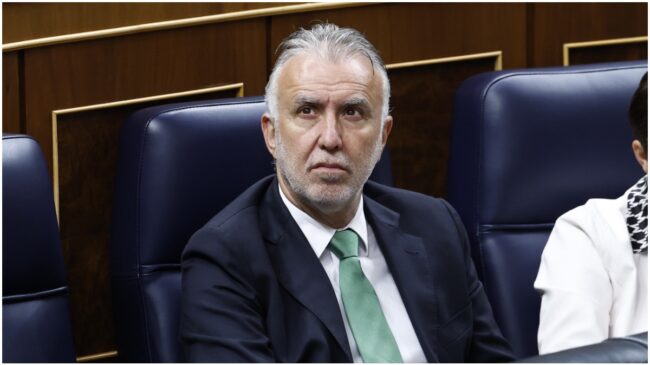 El Gobierno lleva a Fiscalía a Plataforma 2025 y a un diputado de Vox por exaltar la dictadura