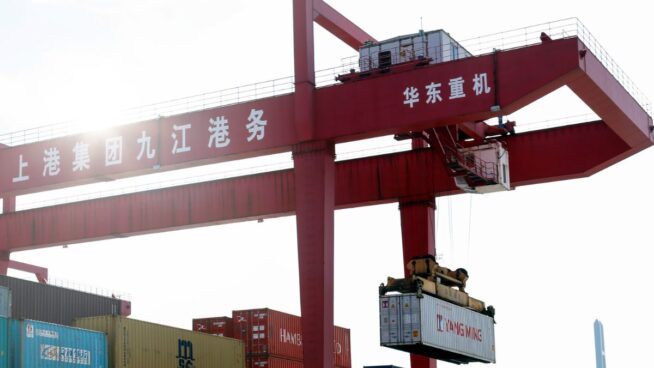 China comienza a aplicar aranceles adicionales a las importaciones agroganaderas de EEUU