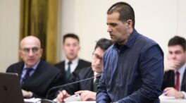 Prisión permanente revisable y 25 años por asesinar a su mujer y su hija en Cantabria
