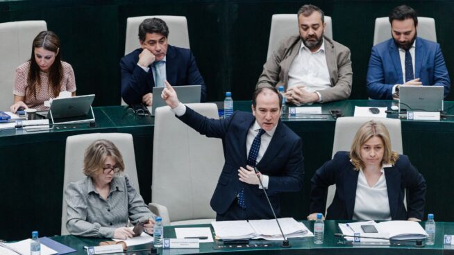 El PP acusa al PSOE de usar a la ciudadanía para financiar las casas de lujo para «sus queridas»