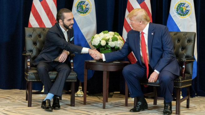 Trump agradece a Bukele su «generosidad» al custodiar los «enemigos extranjeros» de EEUU