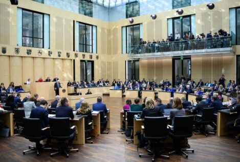 La Cámara Alta alemana ratifica el plan para aumentar las inversiones en defensa