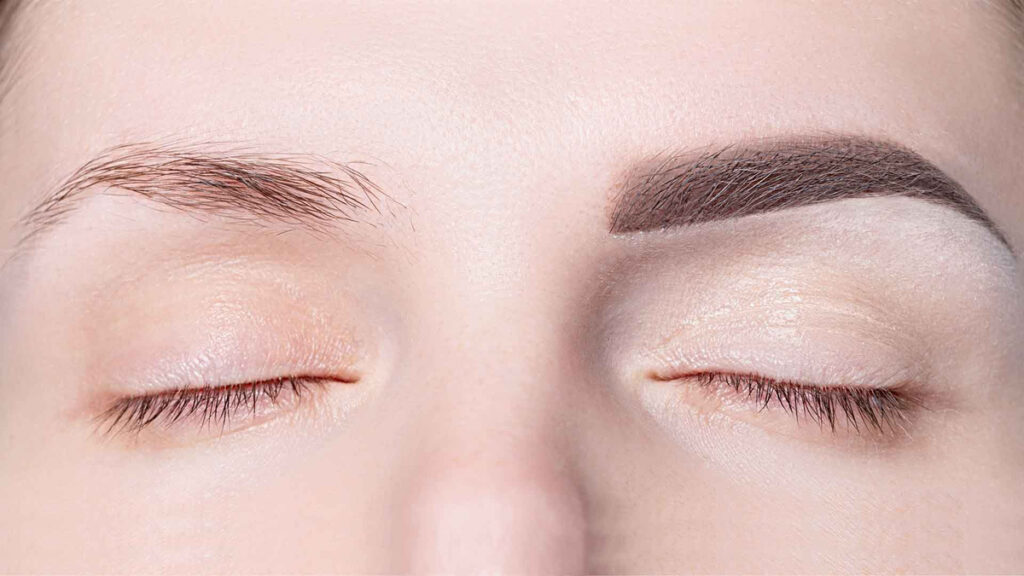 Diferencia de cejas tratadas con el sombreado ombré. (Fuente: L´Oréal Paris)