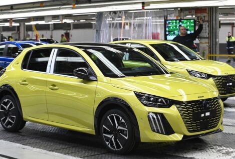Fabricantes de coches UE avisan a Trump de que sus aranceles dañarán también a EEUU