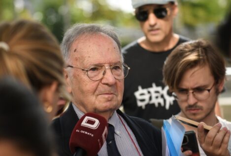 Manos Limpias replica al Gobierno que «ni el Senado ni el PP financian» a su abogado