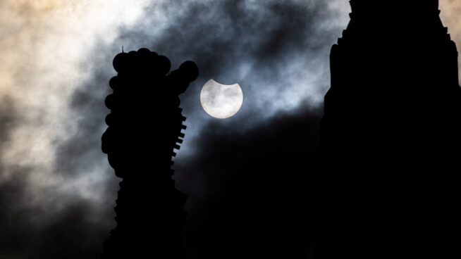 El eclipse solar parcial en España, en imágenes
