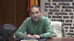 El exchófer de Sánchez guarda silencio en el Senado: «No soy consciente de lo que sucede»