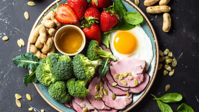 La dieta alta en proteínas que permite comer carbohidratos (y no es la Dukan ni la Mayo)