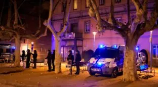 La segunda noche de disturbios en Salt alarma a los Mossos: «Es la degradación de Cataluña»