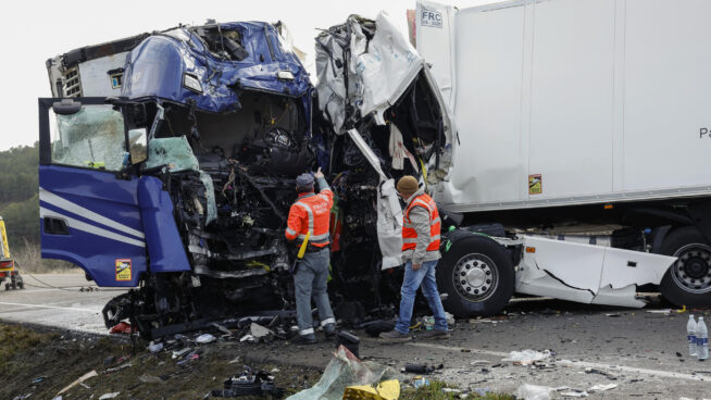 Trágico choque frontal entre dos camiones en Navarra que se ha saldado con cuatro muertos