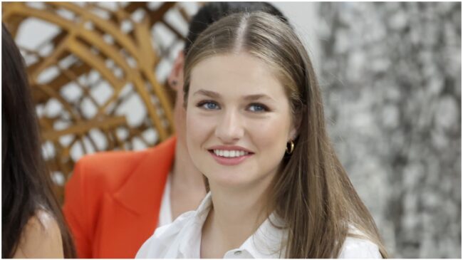 La foto filtrada de Leonor de fiesta en Chile: no gusta nada a la reina y le acerca más a su padre