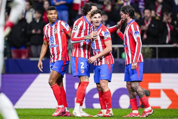 El Atlético de Madrid supera a un Athletic sin puntería en el Metropolitano
