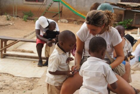 Un centro de niños discapacitados en Kenia gana el XII Premios al Voluntariado Universitario