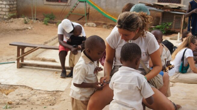 Un centro de niños discapacitados en Kenia gana el XII Premios al Voluntariado Universitario