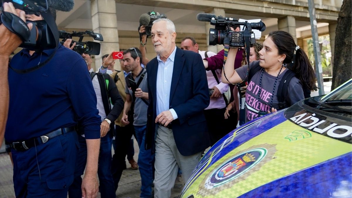 La Audiencia de Sevilla plantea que el Constitucional se ha «extralimitado» en los ERE