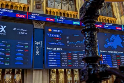 El Ibex 35 sube un 13,3% en su mejor arranque en 27 años a pesar de la amenaza de Trump