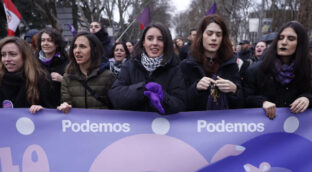 Los dos feminismos chocan en Madrid: el «todes» contra el «ni cis ni trans, solo mujer»